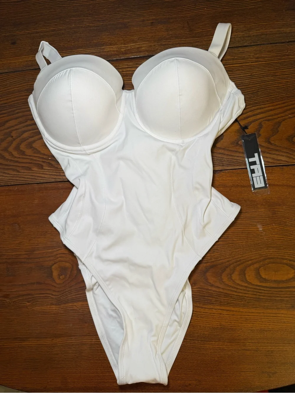 Ta3 Hi Cut Lushy- Large Short F/G